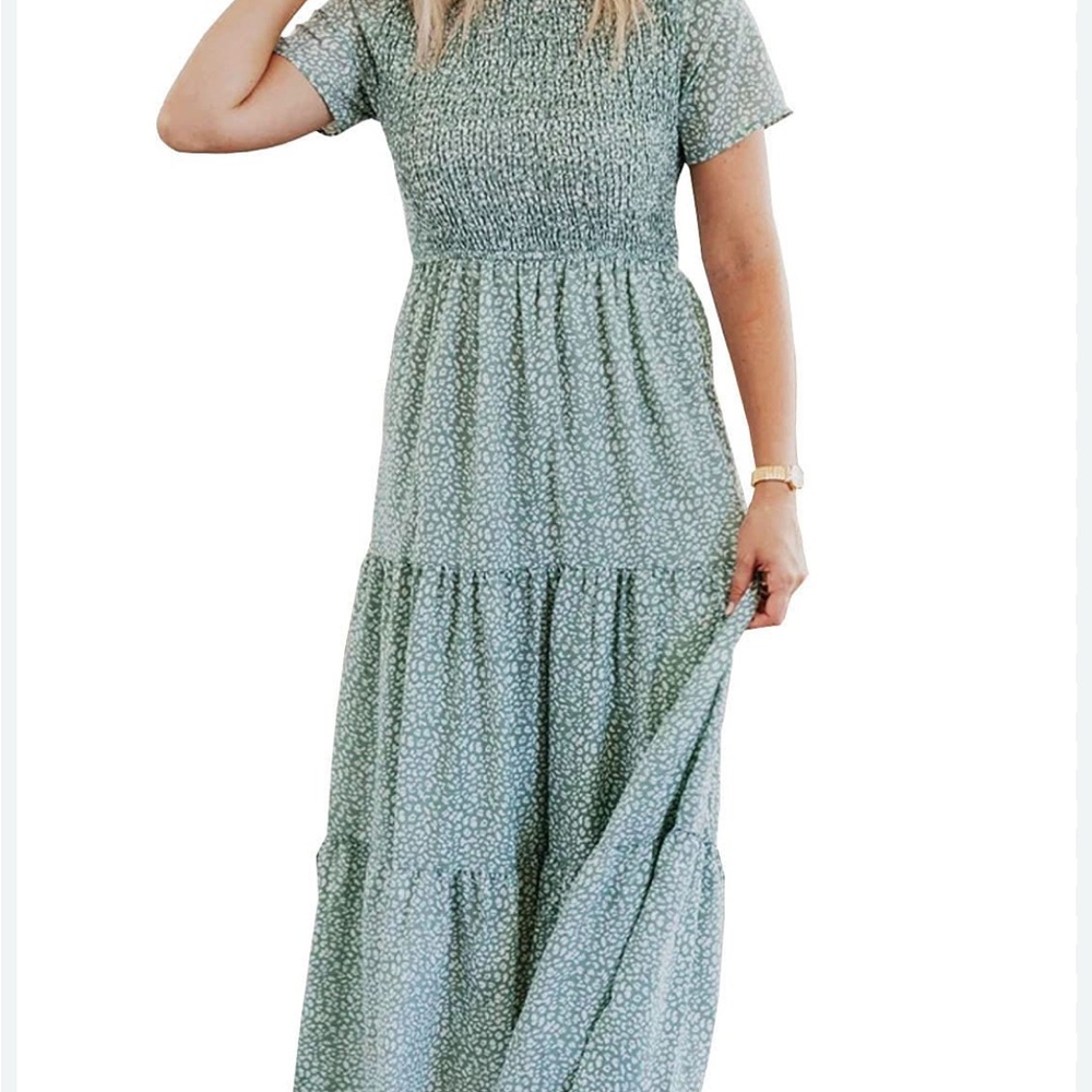 Chic Green Patterned Maxi Dress
